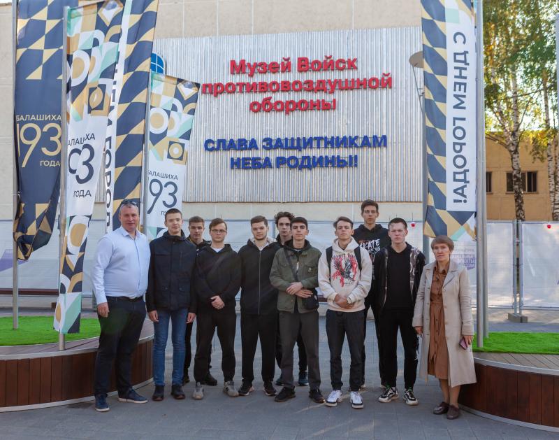 Студентам Университета Вернадского рассказали об истории развития войск ПВО